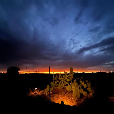Hole In The Wall Getaway - Usa Mexico Border Bed And Breakfast Columbus Esterno foto