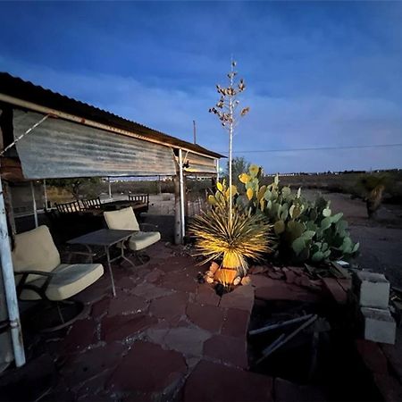 Hole In The Wall Getaway - Usa Mexico Border Bed And Breakfast Columbus Esterno foto