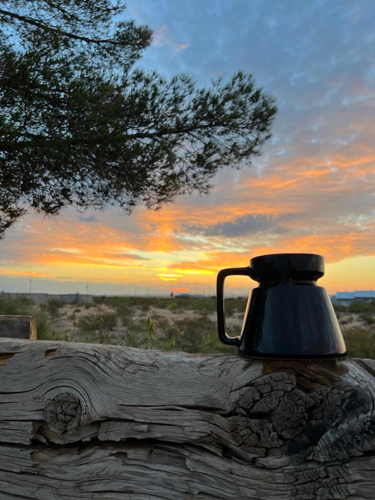 Hole In The Wall Getaway - Usa Mexico Border Bed And Breakfast Columbus Esterno foto