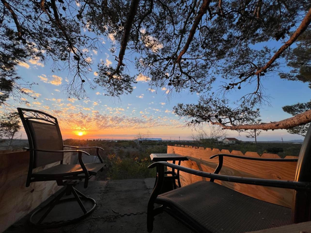Hole In The Wall Getaway - Usa Mexico Border Bed And Breakfast Columbus Esterno foto